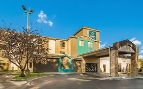 Clarion Pointe Wake Forest - Raleigh North